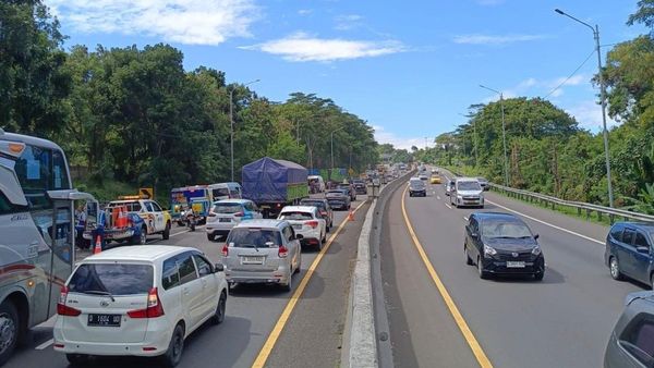 684 Ribu Kendaraan Kembali ke Jabotabek usai Libur Tahun Baru 2025