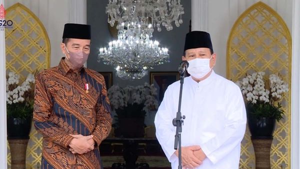 Skenario Prabowo Subianto Puji Jokowi: Upaya Minta Dukungan Maju Pilpres 2024