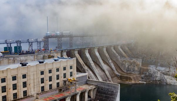 Oh Gini! 7 Komponen PLTA dan Cara Kerja Pembangkit Listrik Tenaga Air
