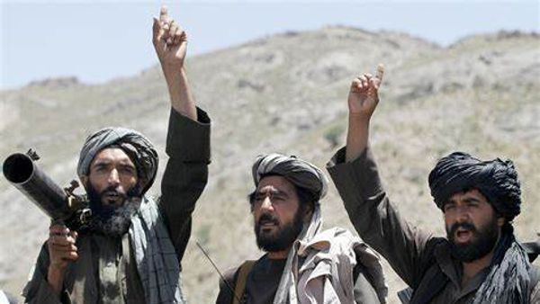 Taliban Temukan 2 Gudang Berisi Senjata Canggih yang Sengaja Disembunyikan AS