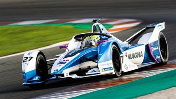 Penonton Formula E Turun Drastis Jadi Hanya 10 Ribu, DPRD DKI: Nggak Layak, Lebih Baik Dibatalkan