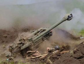 Gila! Tentara Ukraina Bantai Rakyatnya Sendiri dengan Senjata Buatan Amerika