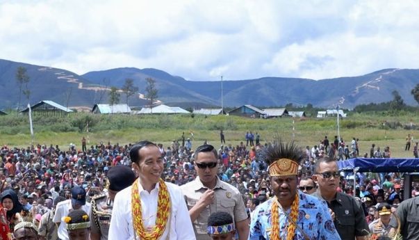 3 Janji Jokowi Bagi Masyarakat Pegunungan Arfak, Papua Barat