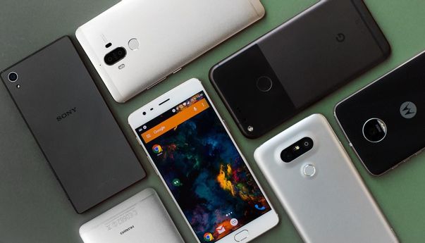 Pemprov Jawa Barat Bagi-bagi Smartphone ke 52.193 RW