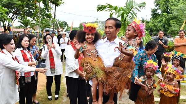 Jokowi Janji Bangun Rumah Untuk Suku Asmat di Papua, Sekitar 50KK Siap Ditampung