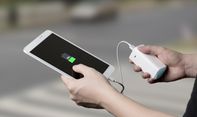 4 Merk Power Bank Terbaik 2019 Untuk Anda Yang Boros Baterai