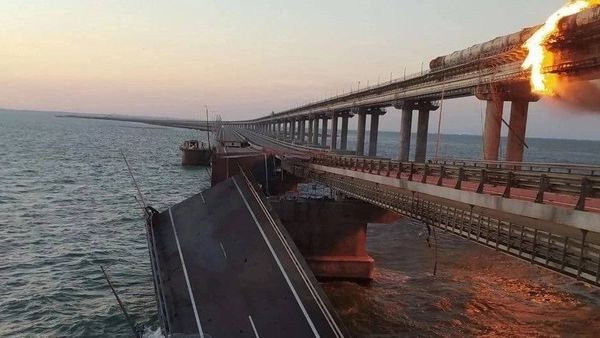 Putin Tuding Ukraina Atas Ledakan di Jembatan Krimea: Aksi Terorisme Targetkan Infrastruktur Warga Sipil