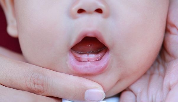 Bayi Tumbuh Gigi Suka Gigit Payudara saat Menyusu, Benarkah?