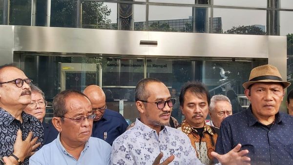 Abraham Samad dkk Desak KPK Tindaklanjuti Pengusutan Dugaan Korupsi Keluarga Jokowi