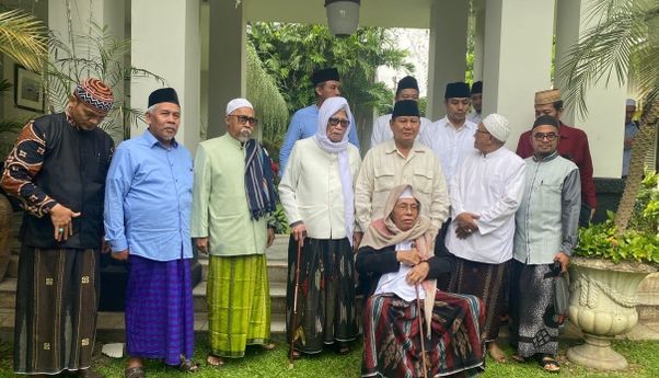Prabowo Kunjungan ke Ulama dan Kiai Sepuh Jawa Timur, Minta Restu untuk Pilpres 2024