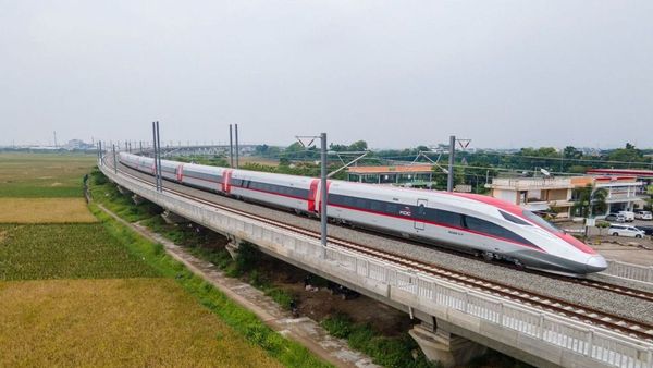 Hari Ini, PM China Li Qiang Ditemani Luhut Pandjaitan Bakal Jajal Kereta Cepat Jakarta-Bandung