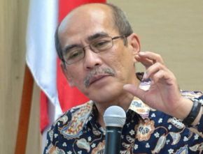 Ramalan Faisal Basri Sebagai Jubir Rakyat: Pemerintahan Jokowi Bakal Ambruk Sebelum 2024