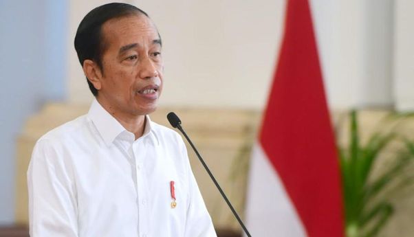 Jokowi Sebut Kebijakan JHT Harus Direvisi, Airlangga dan Ida Fauziyah Kena Jewer Kalau “Ngeyel”
