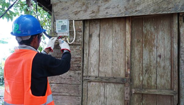 Kerja Sama KESDM dan ITPLN Awasi Proyek Listrik Desa Hingga Kendaraan Listrik