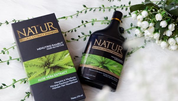 Atasi Rambut Rontok dengan Shampoo Penumbuh Rambut yang Mengandung Bahan Alami