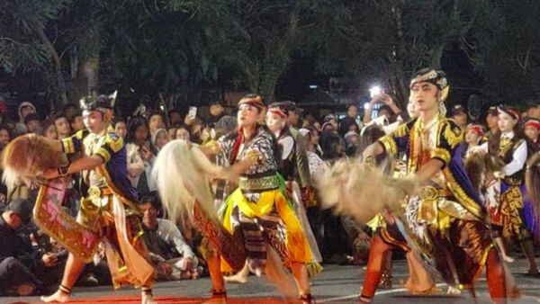 700 Penari Jaran Kepang Meriahkan Hari Tari Sedunia di Temanggung