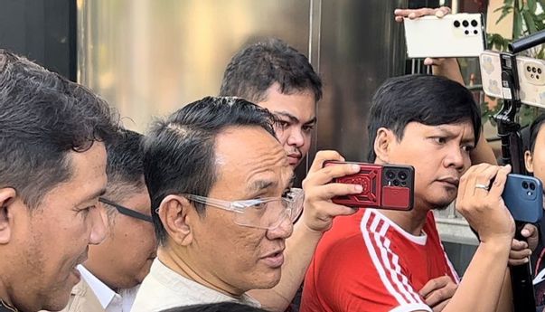 Andi Arief Demokrat Desak Anies Segera Umumkan Cawapres: Yenny, Khofifah, atau Susi, Tak Masalah