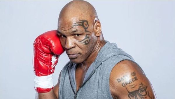 Bikin Heboh! Mike Tyson Ngaku Pernah Pakai Penis Palsu yang Diisi Urine Bayi