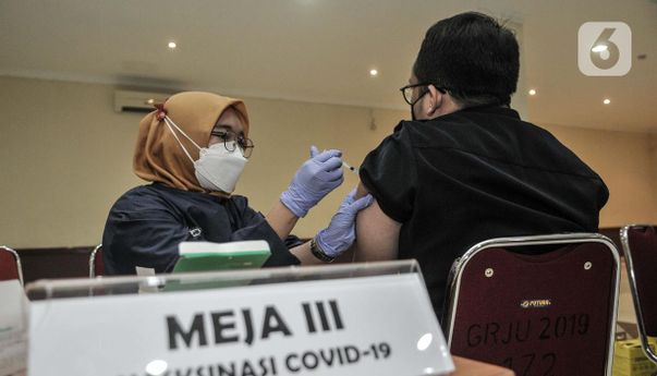 Jakarta Raih Penghargaan Penanganan COVID-19 Dari Kemenkes, Rasio Lacak 25 Per Kasus