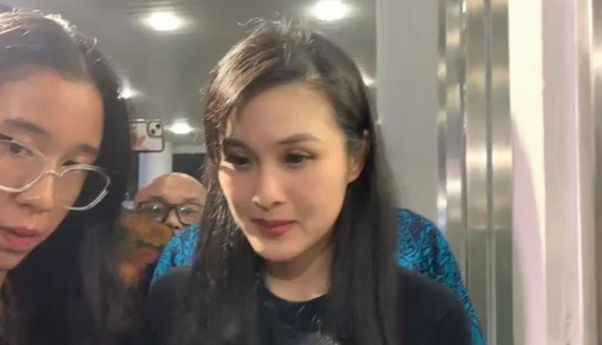 Kejagung Periksa Asisten Pribadi Cari Tahu Penghasilan Sandra Dewi