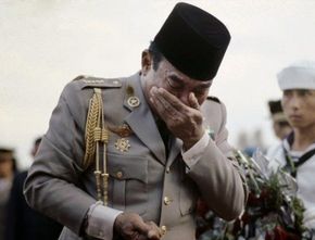 Kisah Soekarno yang Menangis karena Terpaksa Setujui Hukuman Mati Pemberontak Kartosoewirjo
