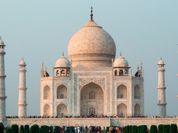 Taj Mahal Raih Predikat Bangunan Paling Menakjubkan di Dunia