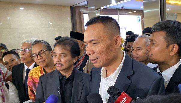 Tidak Tunjukkan Ijazah Asli Jokowi, Rismon Sianipar Sebut Dittipidum Kalah Telak