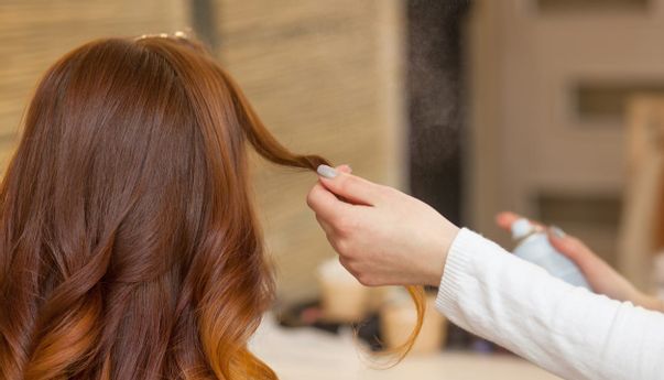 Tips Ampuh Lebatkan Rambut yang Rontok Usai Persalinan