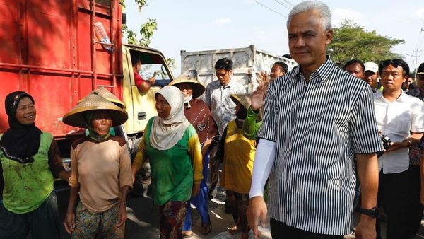 Ganjar Pranowo Bebastugaskan Kepsek SMKN 1 Sale yang Lakukan Pungli Berkedok Infak ke Siswa