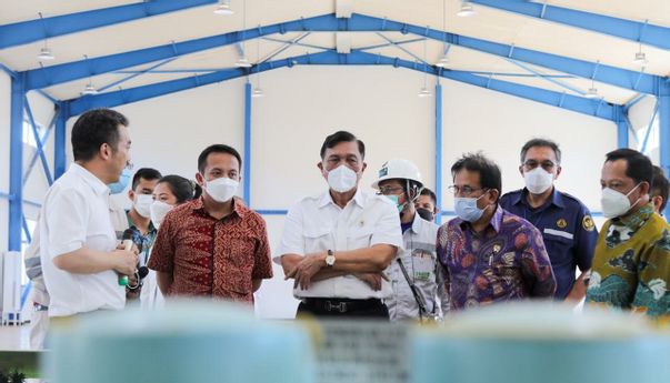 Luhut: Jangan Sampai Ada Rakyat Enggak Bisa Makan, Cek dan Bantu