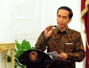 Jokowi Marah 33 Perusahaan Angkat Kaki dari China Ogah Lirik Indonesia