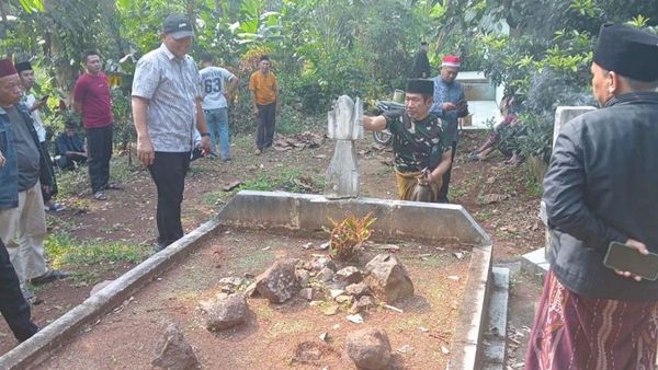 Kerap Jadi Tempat Pesugihan, 31 Makam Keramat Palsu di Petir Serang Dibongkar Warga
