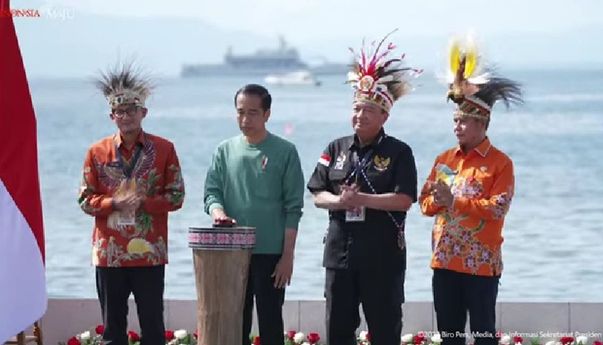 Buka Papua Street Carnival, Presiden Jokowi Lihat Ada Lompatan Besar Karya Anak Muda Papua