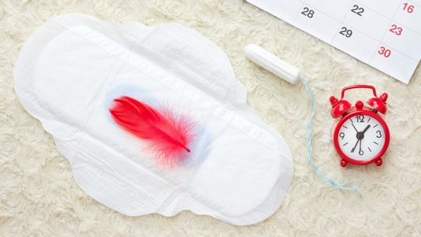 Apakah Normal Tidak Menstruasi Setahun Lebih Karena KB Implan?