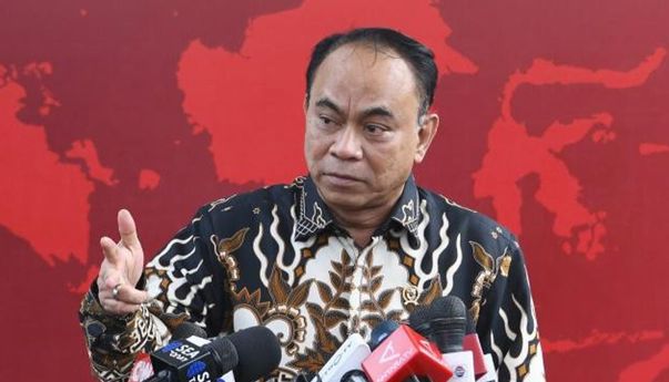 Tidak Hanya Judi Online tapi Juga Pinjol Ilegal, Menkominfo: Dua-duanya Kita Sikat!