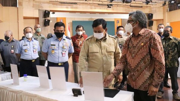 Dari ITS, Unair Lanjut ke ITB Prabowo Berburu Jagoan Teknologi Pertahanan