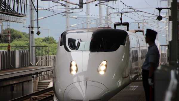 Masinisnya Sakit Perut, Shinkansen Berkecepatan 150 Km/Jam Dikemudikan Kondektur