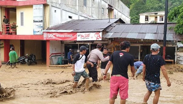 Investigasi HKBP: Banjir Bandang Parapat karena Penebangan Hutan Sitahoan dan Sibatu Loting