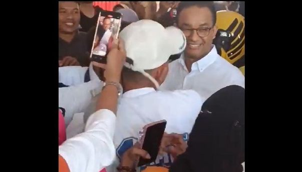 Timnas Amin Bakal Perketat Pengamanan usai Insiden Anies Tertampar Saat Dikerumuni Pendukung