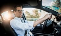 Mengenal Safety Riding Mobil agar Pengalaman Berkendara Lebih Aman