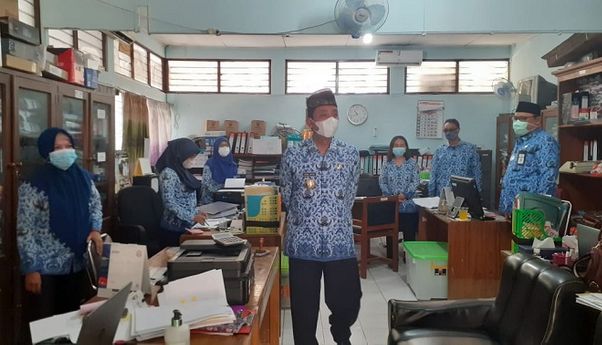 ASN di Rembang yang Bolos Hari Pertama Kerja, Lagi Dicari Bupati Hafidz Tuh