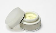 Ladies, Wajib Tahu Ciri-ciri Skincare Abal-abal yang Sering Ditemui