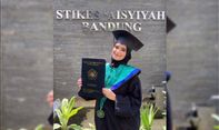 Nadya Mustika Wisuda dalam Kondisi Hamil dan Sendiri, Rizki DA Cuma Beri Selamat?