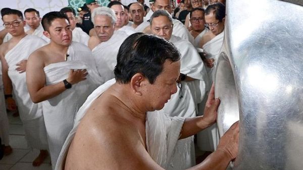 Momen Presiden Prabowo Laksanakan Umrah: Masuk Ka'bah dan Cium Hajar Aswad