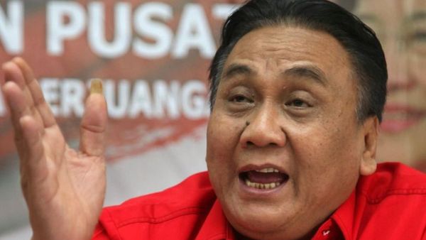 Ganjar ke Bambang Wuryanto Jadi Ketua Komisi III DPR RI: “Selamat Mas Pacul”