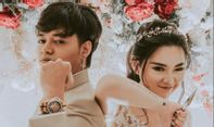 Berhasil Bikin Kaget! Ternyata Reza Arap Sudah Nikahi Wendy Walters Januari Lalu