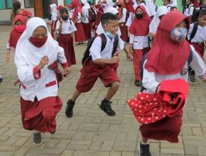 MK Putuskan Pemerintah Harus Gratiskan Pendidikan SD-SMP Negeri dan Swasta