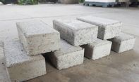 Berawal dari Kepedulian, Dua Wanita Ini Sulap Sampah Jadi beton