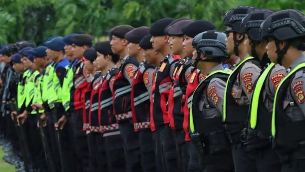 2.975 Personel Gabungan Dikerahkan Amankan Aksi Demo Tolak RUU Pilkada di Gedung DPR Hari Ini