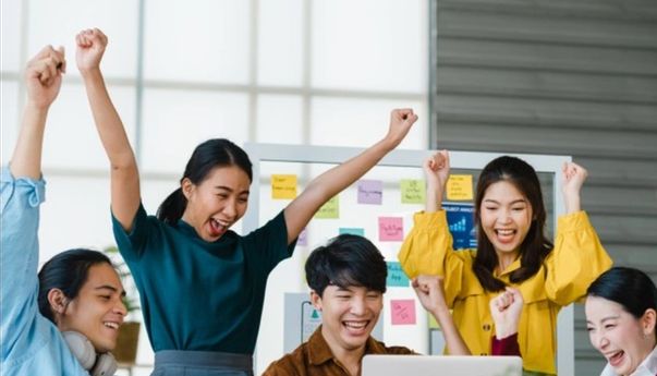 5 Hal yang Sering Bikin Seseorang Salah Paham tentang Kebahagiaan